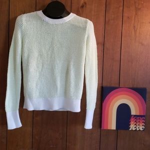 VICTORIA SECRET NETTED SWEATER GUC